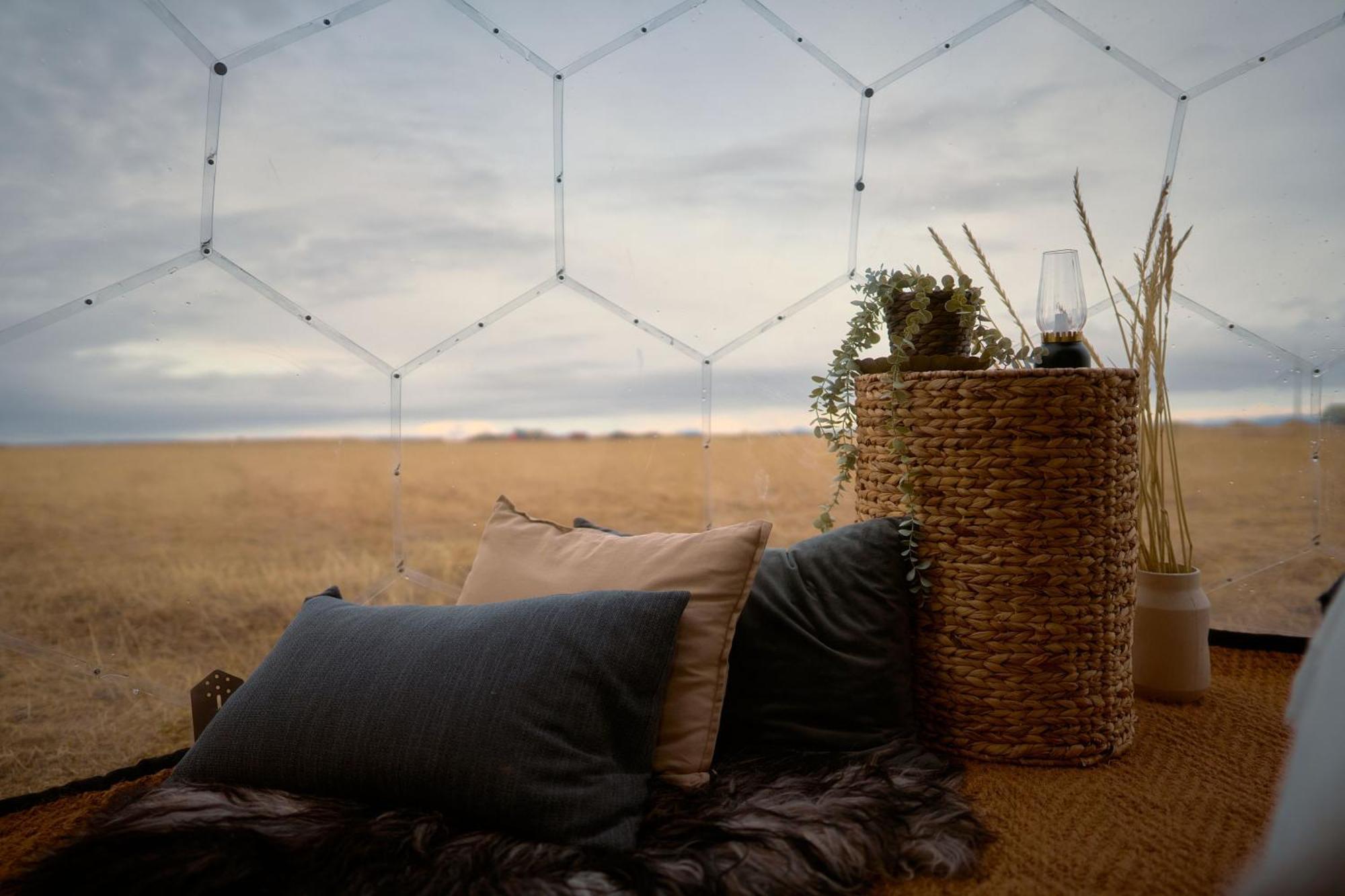 Helja Stay Glamping Domes Hella Exteriör bild