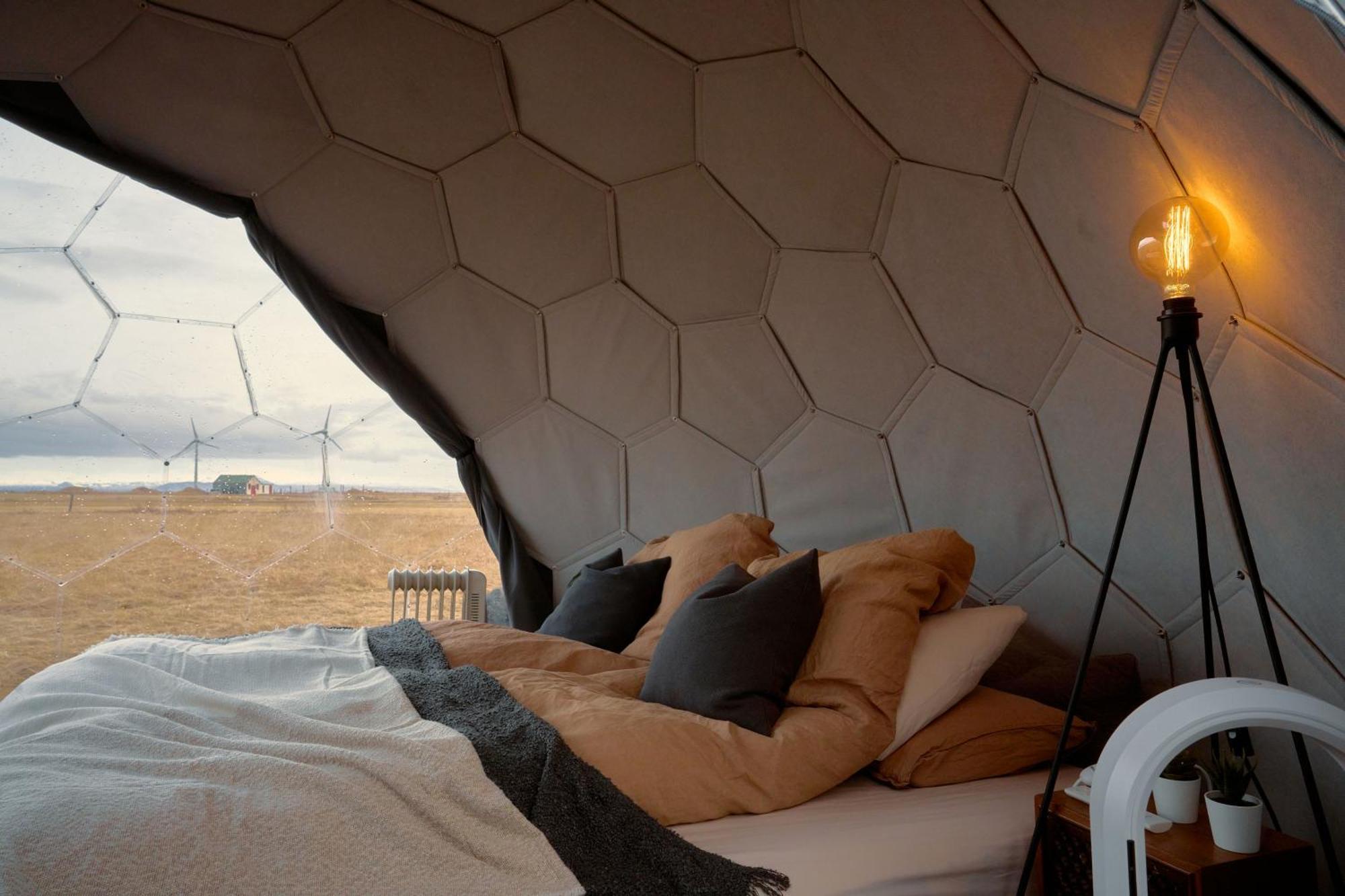 Helja Stay Glamping Domes Hella Exteriör bild